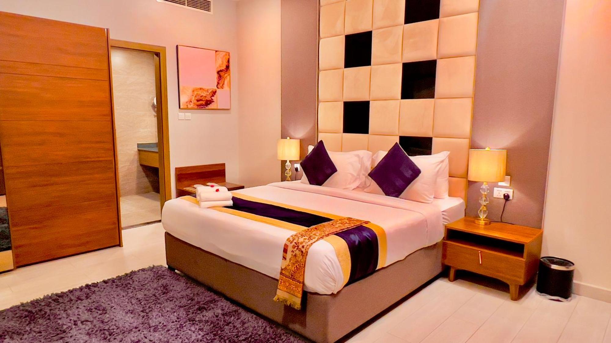 BW Suites & Spa Manama Dış mekan fotoğraf