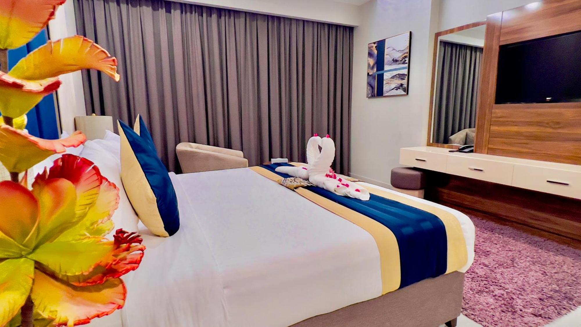 BW Suites & Spa Manama Dış mekan fotoğraf