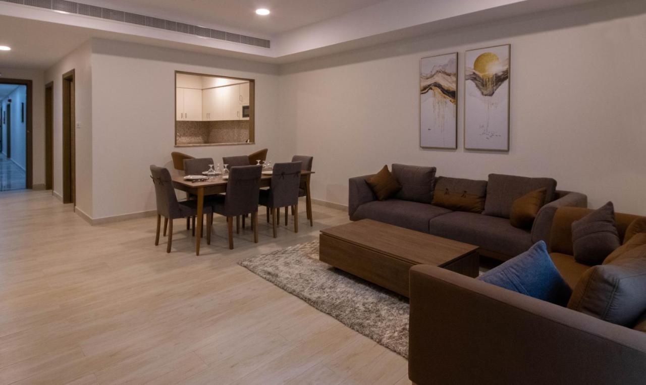 BW Suites & Spa Manama Dış mekan fotoğraf